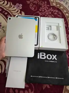 ipad gen 11 resmi iBox 128gb,garansi 25-07-2026 seken rasa baru