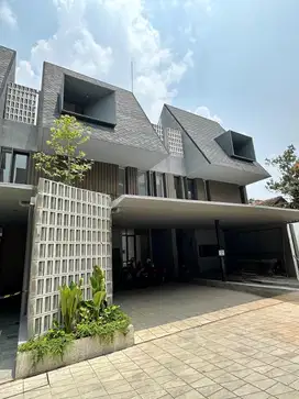 1 UNIT LAST! Rumah Dijual Cilandak. Townhouse, Jalan BESAR. Dpn Citos