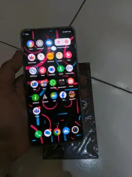 Iqoo z9 ram 8/256 mulus fullset blm ada sebulan