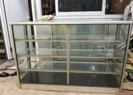 Etalase sangat layak pakai uk 100 dan 150 tinggi 100 ada 2unit