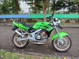 Kawasaki Ninja R