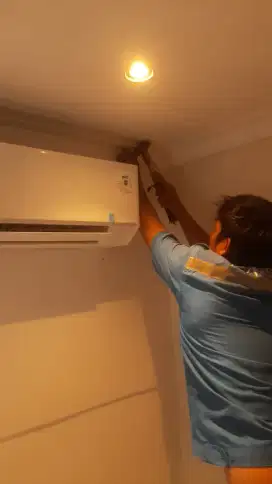 TUKANG SERVICE AC