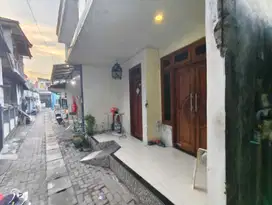 Rumah 2 Lantai Murah siap Huni di Penjaringan Sari, Rungkut, Sby Timur