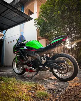KAWASAKI ZX25R ABS 2022