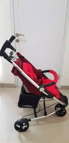 Stroller maxi warna maroon