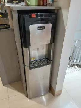Dispenser Sharp Galon Bawah Fungsi Normal