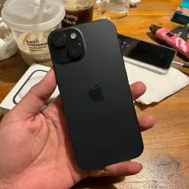 TT/Jual iPhone 15 256GB iBox