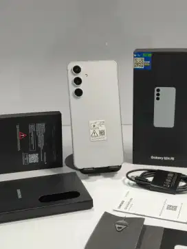 Samsung S24 FE 8/256GB Resmi SEIN Garansi 31 Januari 2026 - Gray