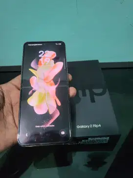Jual cepat samsung z flip 4 ram 8 /256 fullset resmi