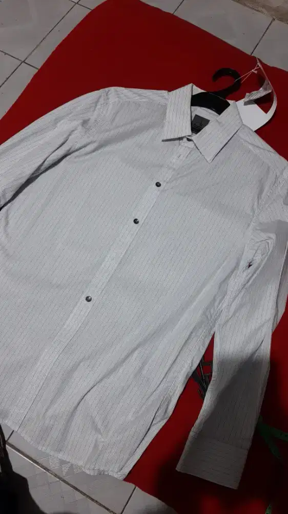 Kemeja calvin klein