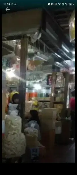 Di sewakan cepat toko Baluran baru