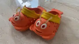 Sepatu anak preloved