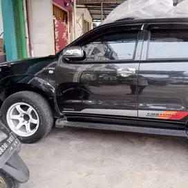Toyota Fortuner 2006 Bensin