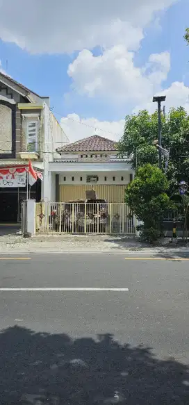 Disewakan Ruko Strategis hanya 20 menit ke Malioboro