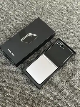 Samsung Z Flip 6 Ram 12/512GB Black Resmi SEIN Fullset