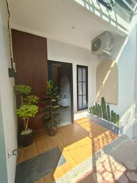Rumah Baru Fully Furnished Akses Motor Di Utan Kayu Matraman Jakarta