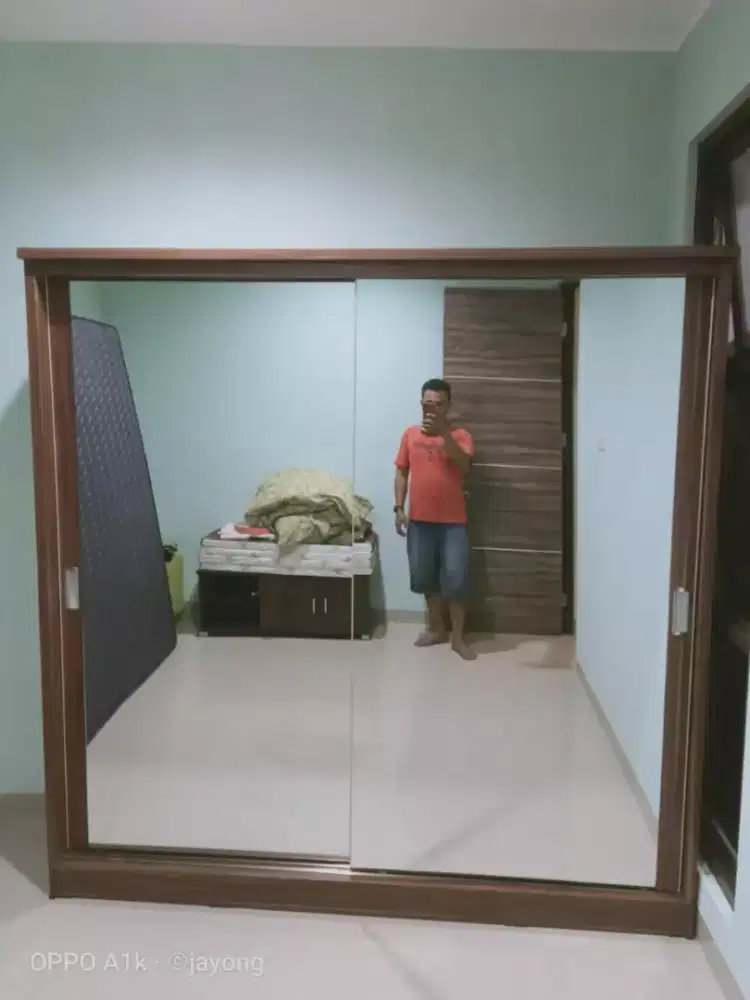 Lemari skeding 2 pintu