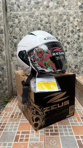 Helm ZEUS ZS 205