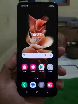 Samsung Z flip 3 8/256 SEIN