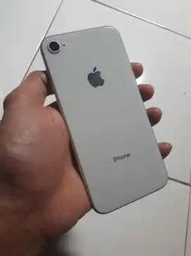 Iphone 8 64gb putih muluss