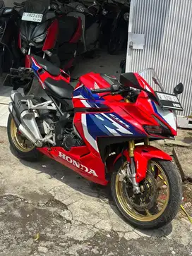 CBR250RR ABS SP QS TRICOLOR TIPE TERTINGGI TERMURAH