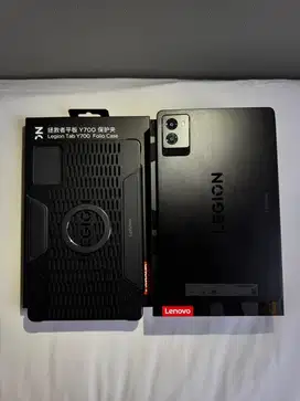 Lenovo Legion Y700 (2025 8.8 Inch) Gaming Tablet Snapdragon 8 Gen 3