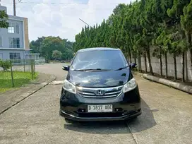 Honda Freed SD matic 2013 AC double