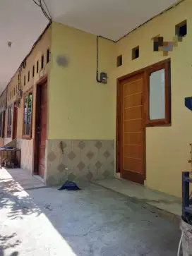 Di jual kontrakkan 7 pintu full terisi