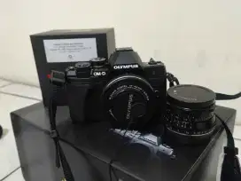 Di Jual !! OLYMPUS MARK 3 (III), LENSA 14-42 MM dan 7Artisan 35mm 1.2