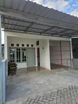 RUMAH DISEWAKAN CEPAT - BISA NEGO
