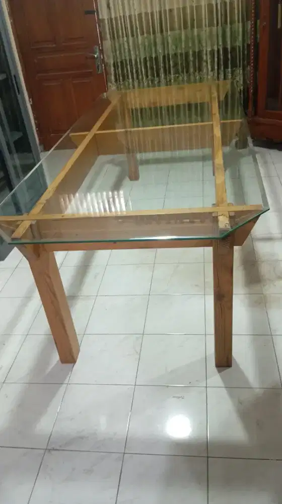 Meja meeting/meja makan besar