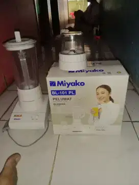 Blender Miyako type BL - 101 PL