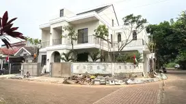 Rumah Hoek Mevvah in Progress di Kencana Loka! Hanya 10 mnt ke tol BSD