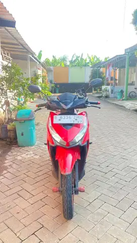 Jual Motor Vario 125 - Merah