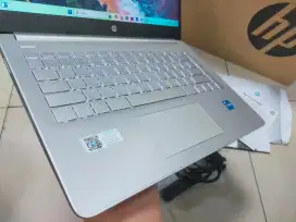 Dijual laptop Hp 14s-dq Intel i3 gen 12 ram 8GB DDRR SSD 512GB mulus