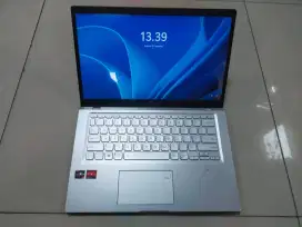 Dijual laptop Asus Vivobook ryzen 3-3250U ram 16GB DDR4 SSD 512GB