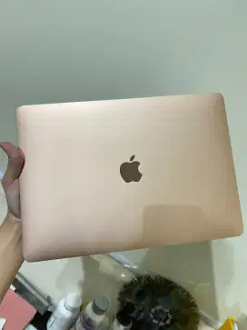 MacBook air 13 fullset dijual cepat