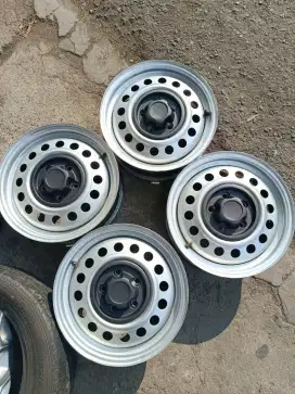 Velg Mobil Kaleng OEM Mitsubishi Xpander R15 Pcd 5x114