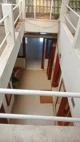 RUMAH DUA LANTAI PONDOK HIJAU