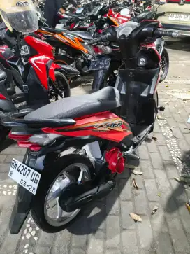 Beat injeksi THN 2013 plat BH jambi