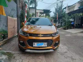 Chevrolet 1.4 Trax Premier 2018 Sunroof Orange (cash termurah)