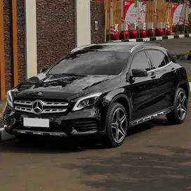 (CASH) Mercedes Benz GLA200 AMG Facelift 2017