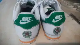 Sepatu..Nike ori
