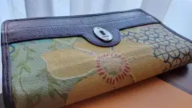 Dompet Fossil motif batik