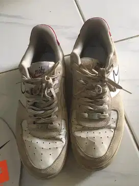 Sepatu af1 lv Cream sz 44