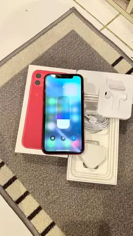 Dijual Iphone 11 Red 128GB Mulus Lengkap Terdaftar