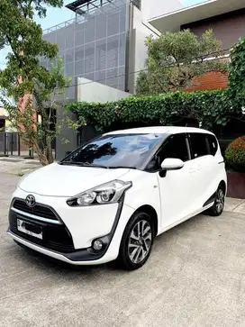 Jual Sienta V ( AT ) 2017/2018