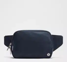 lululemon everywhere belt bag 2L original seperti baru