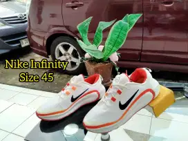 Sepatu Running Jogging Nike Infinity Flow size 45