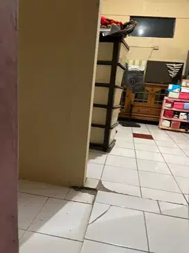 Kontrakan kosong